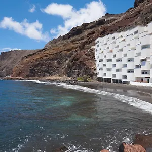 https://wonderful-beach-apartment-in-paradise.tenerifehoteles.net